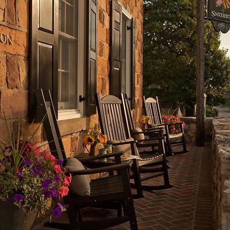Historic Smithton Inn Ефрата Екстериор снимка