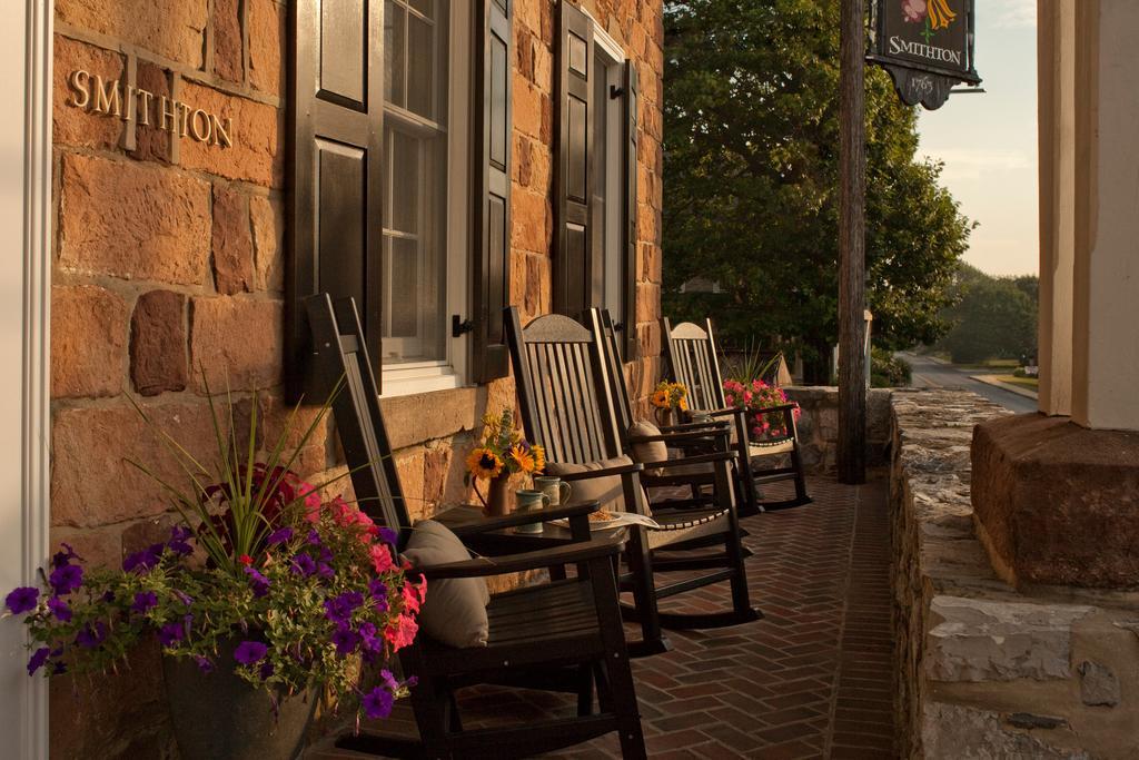 Historic Smithton Inn Ефрата Екстериор снимка