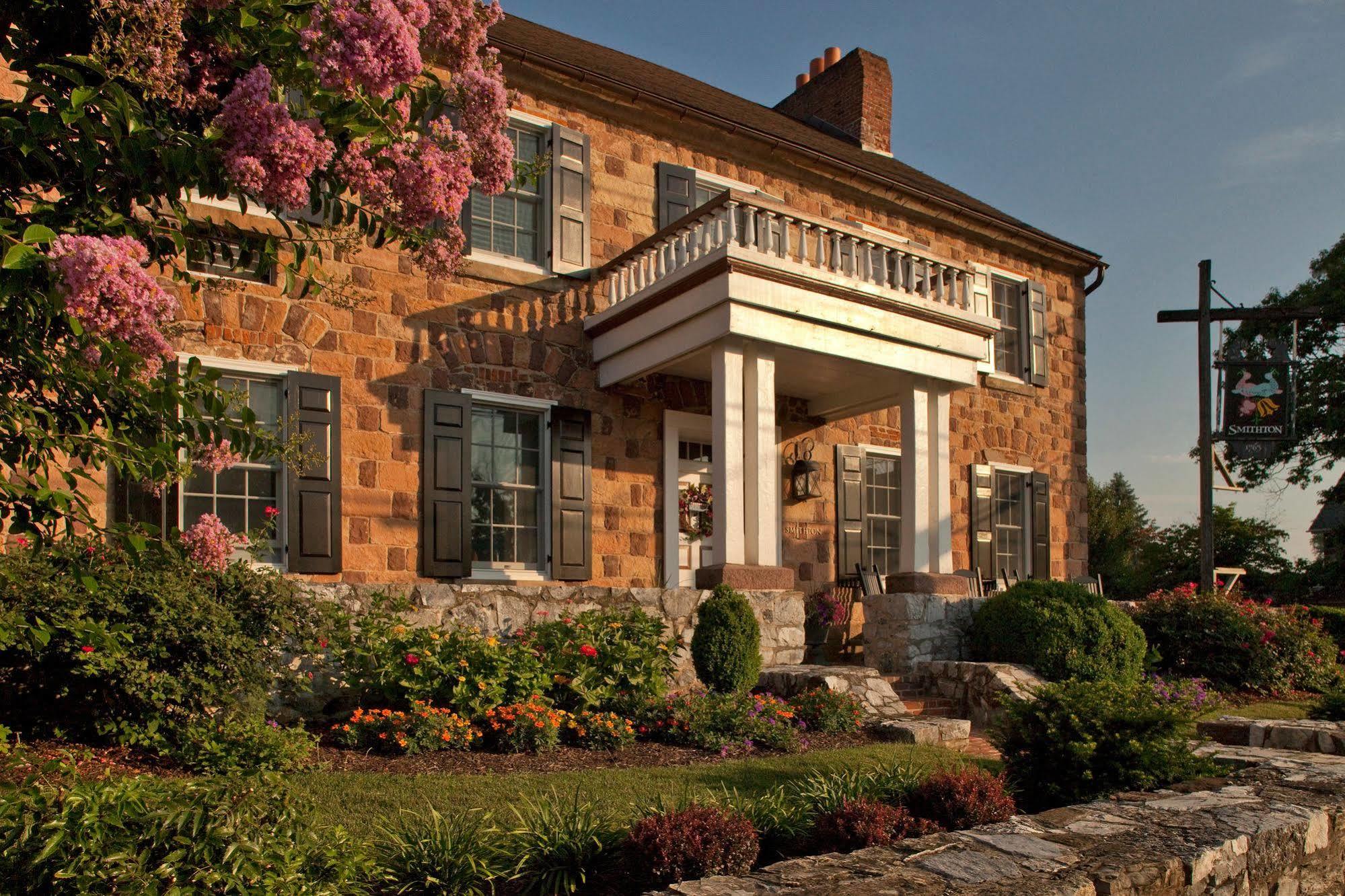 Historic Smithton Inn Ефрата Екстериор снимка